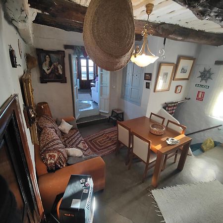 La Casa Rural De Paco Y Ana Pitres Exterior foto